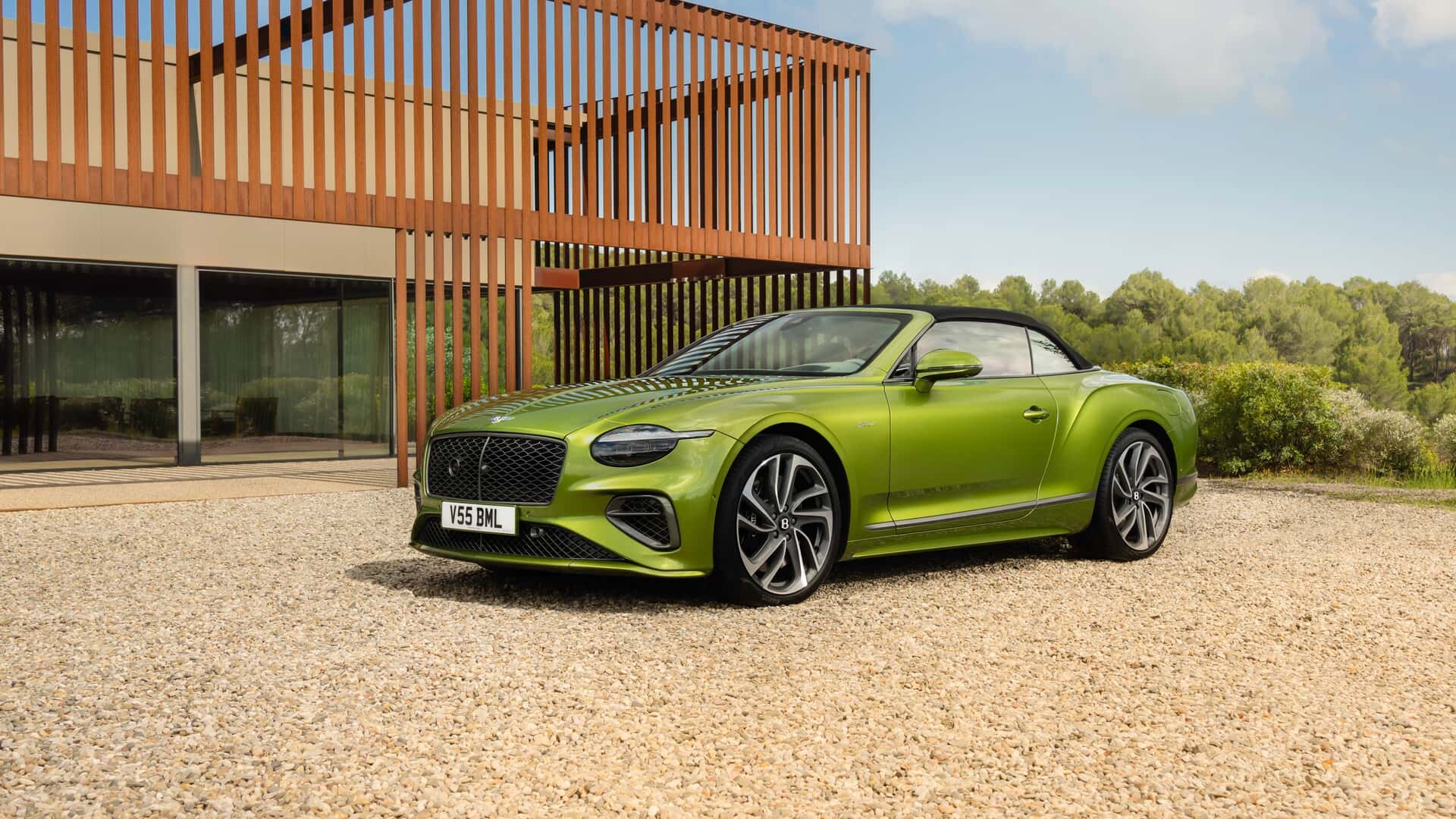 Bentley unveils new Continental GT